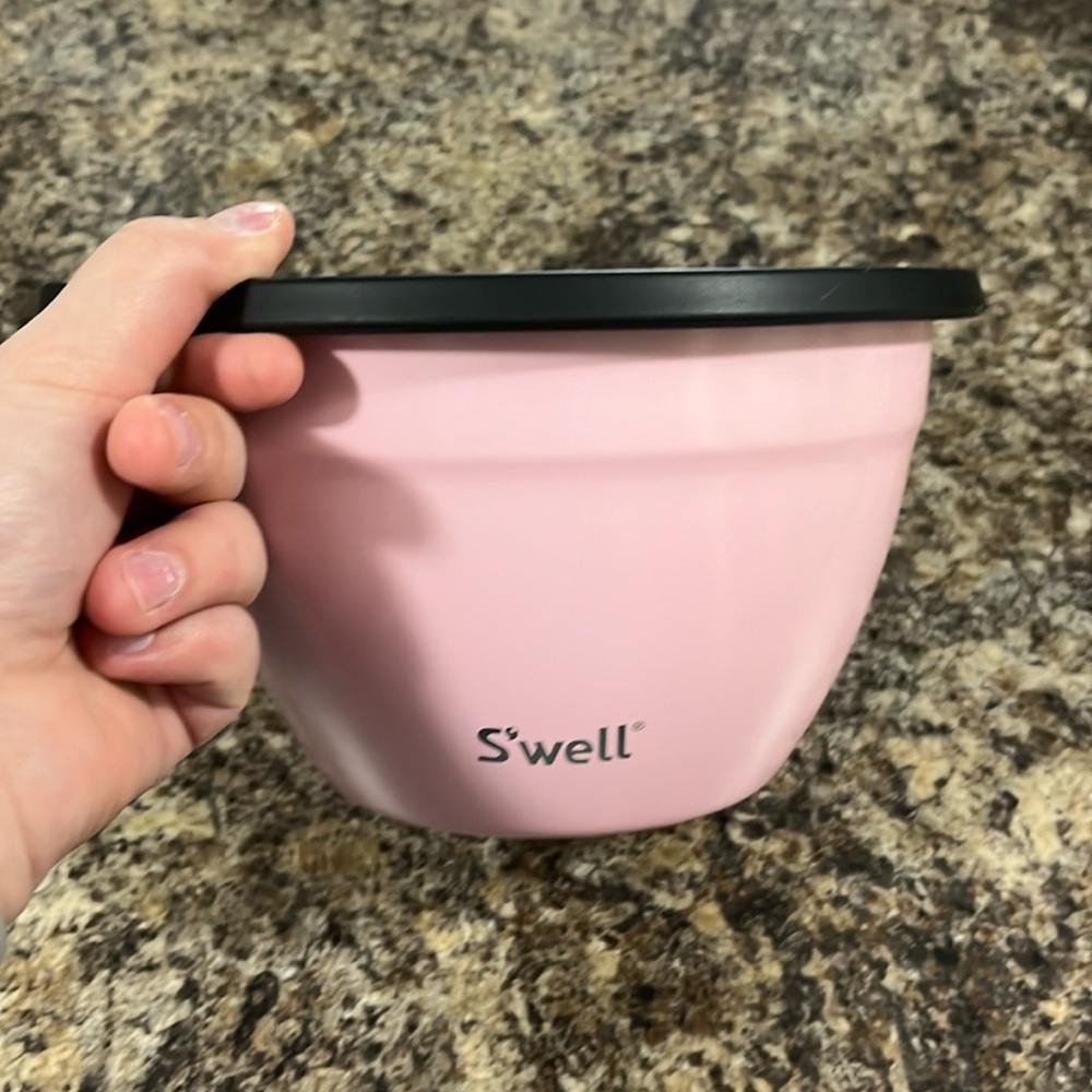 Swell Salad Bowl